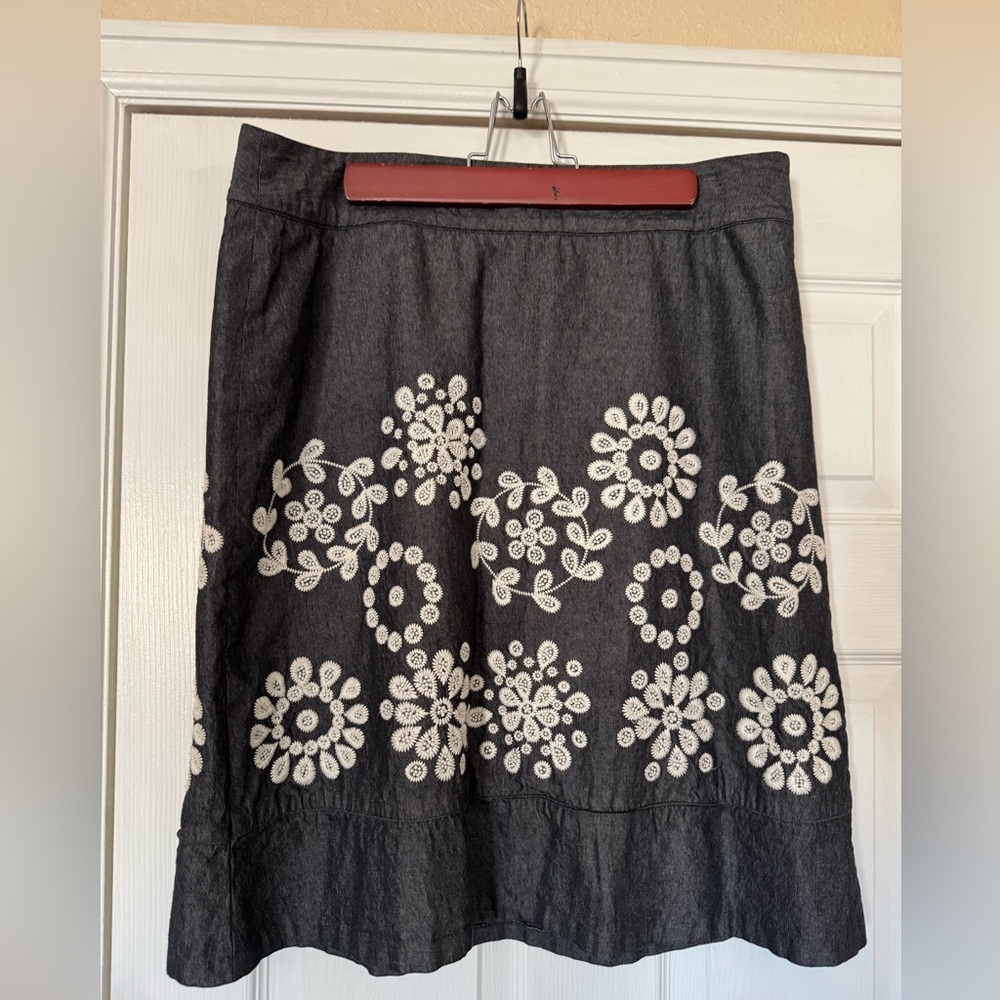 Ann Taylor Charcoal Skirt with White Floral Design